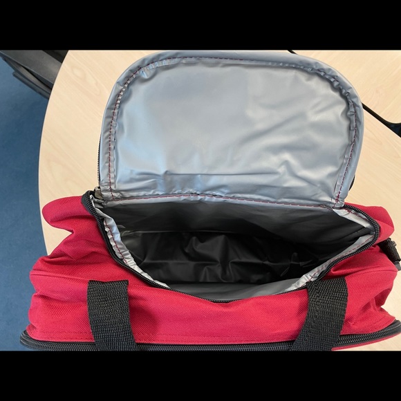 Insulated Picnic bag - Red - New - Picture 8 of 8